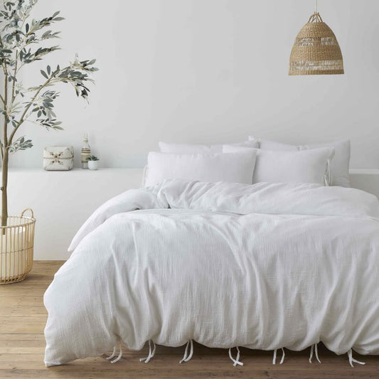 Afra Muslin White Duvet Set