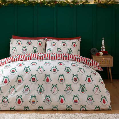 Catherine Lansfield Christmas Vintage Striped Reversible Cotton Bedding Duvet Cover Set Red