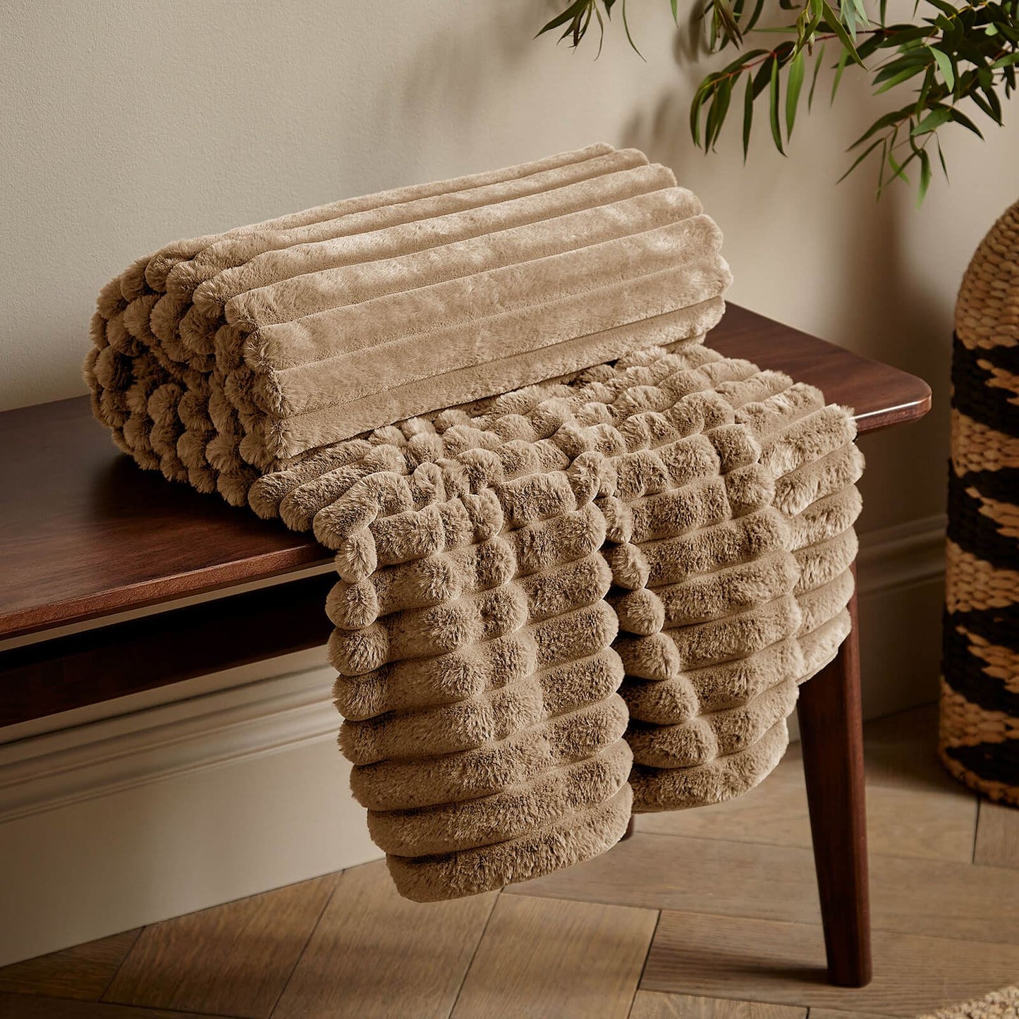 Cosy Ribbed Faux Fur Soft Blanket Throw Natural