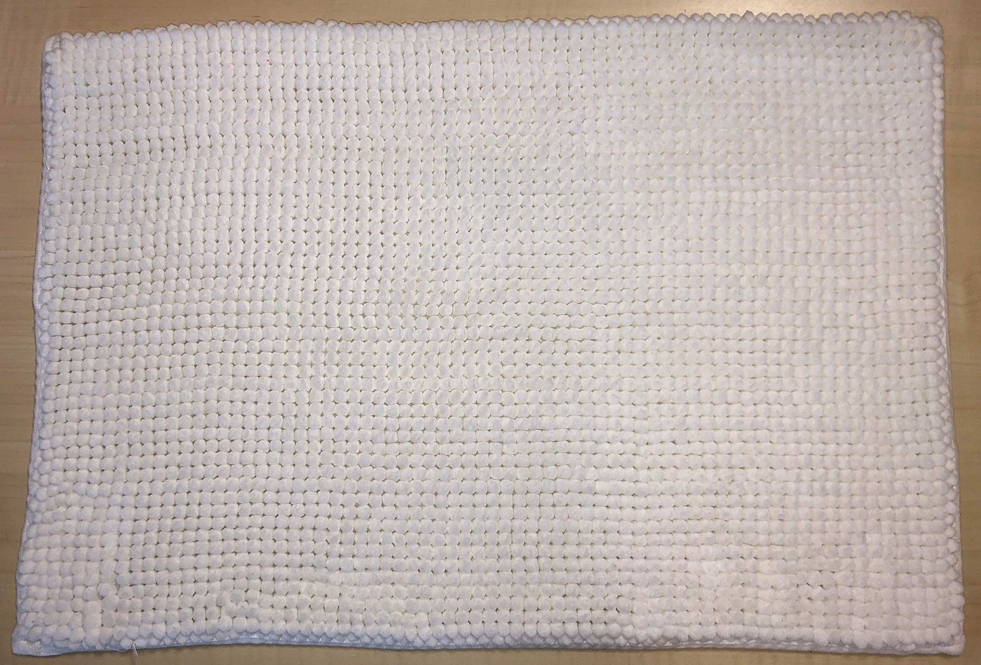 Super Soft Cream Small Bobble Bath Mat