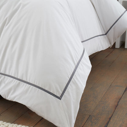 Bianca Contrast Trim White / Black Duvet Cover Set