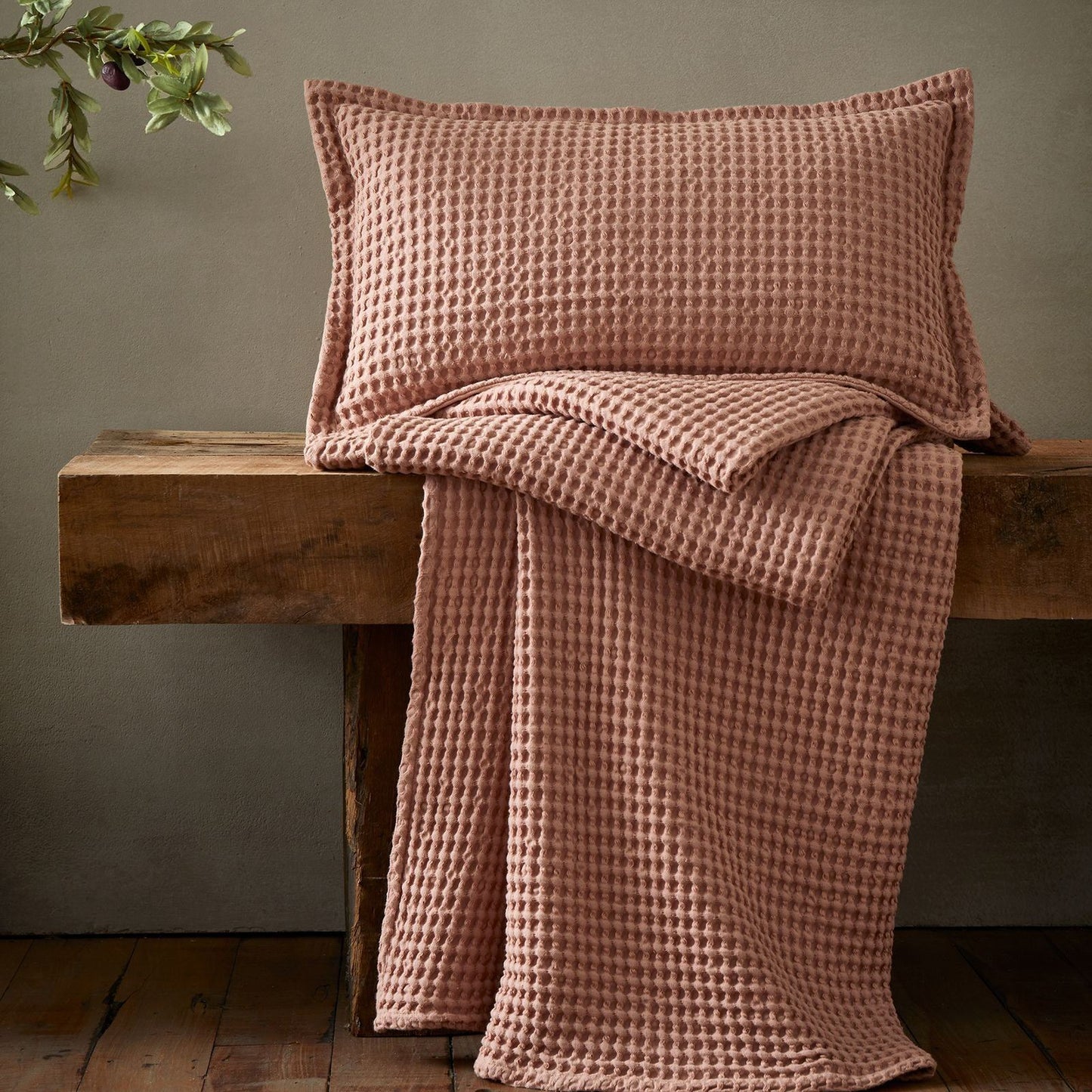 Pineapple Elephant Jaipur Chunky Waffle Pink Blanket Throw - 150x200cm