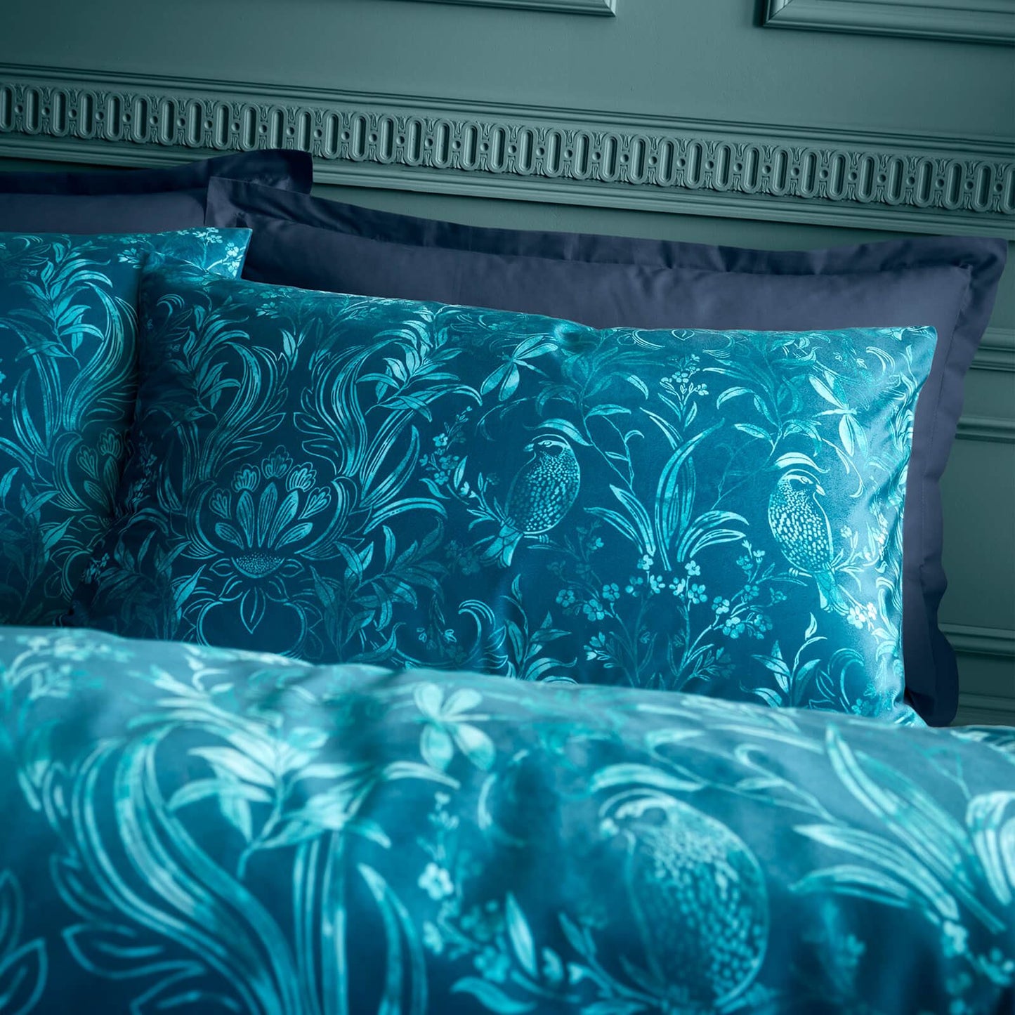 Regal Birds Teal Duvet Cover Set