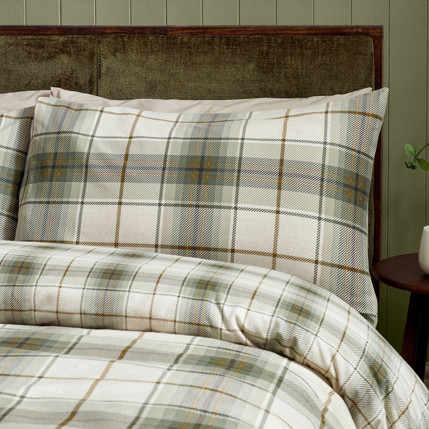Catherine Lansfield Troon Checked Bedding Duvet Cover Set Green