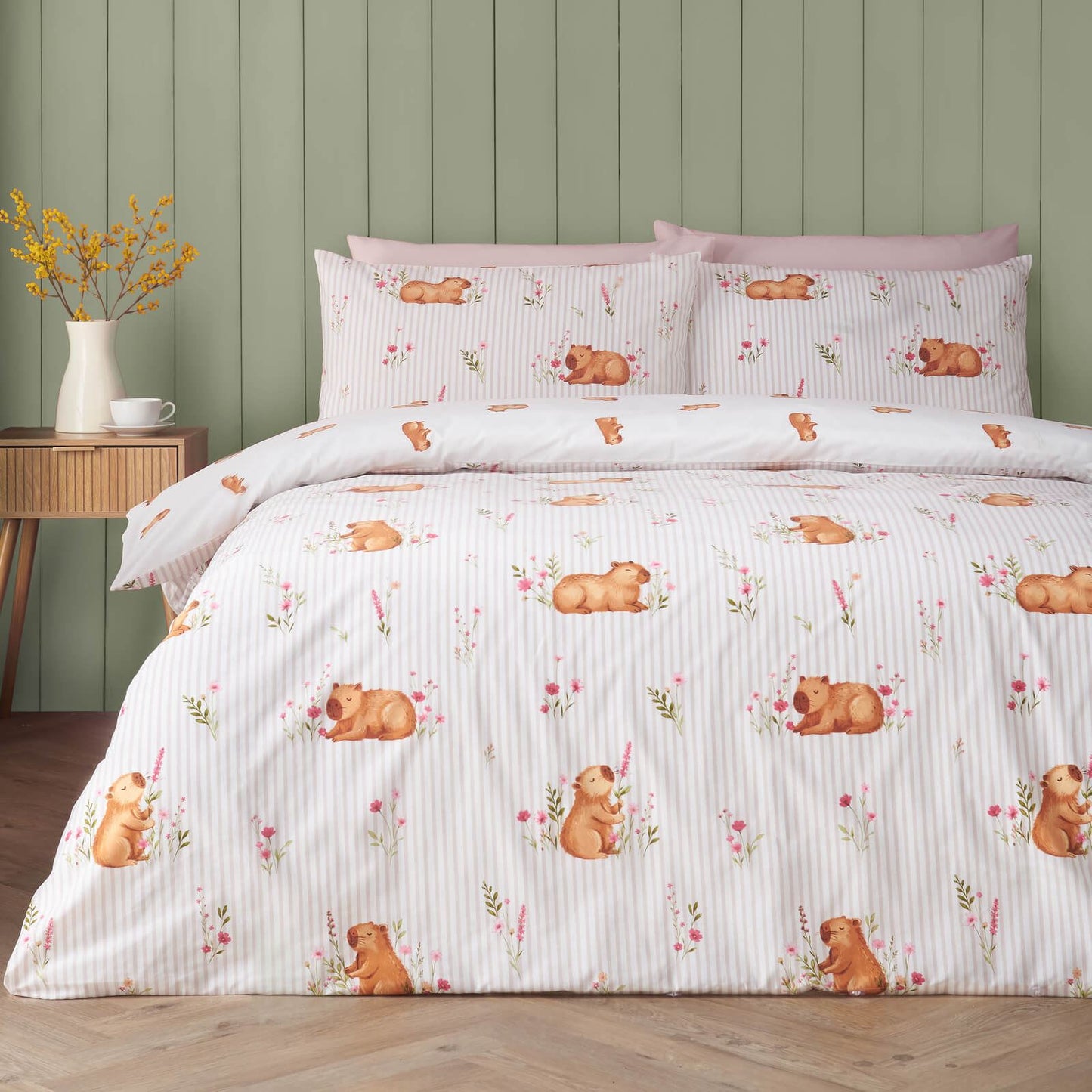 Catherine Lansfield Happy Capybara Reversible Bedding Duvet Cover Set Natural