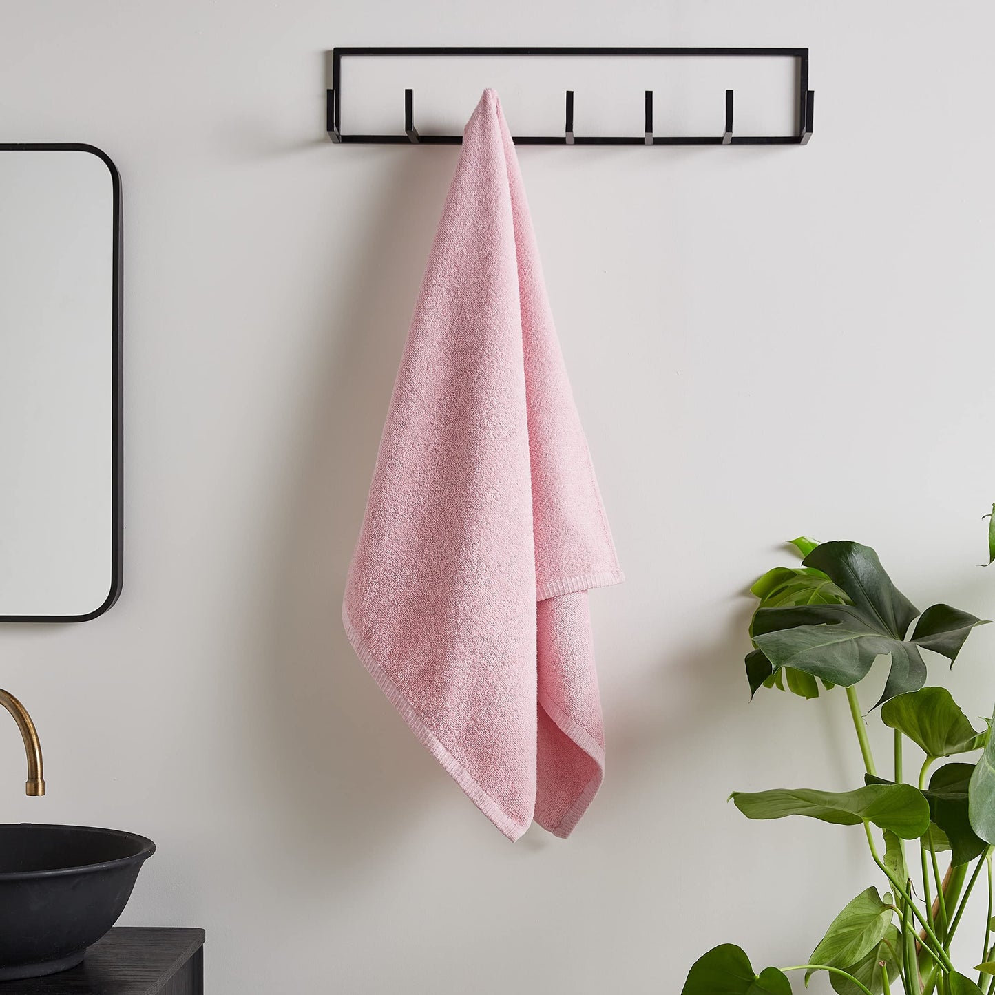 Quick Dry Pink Bath Towel