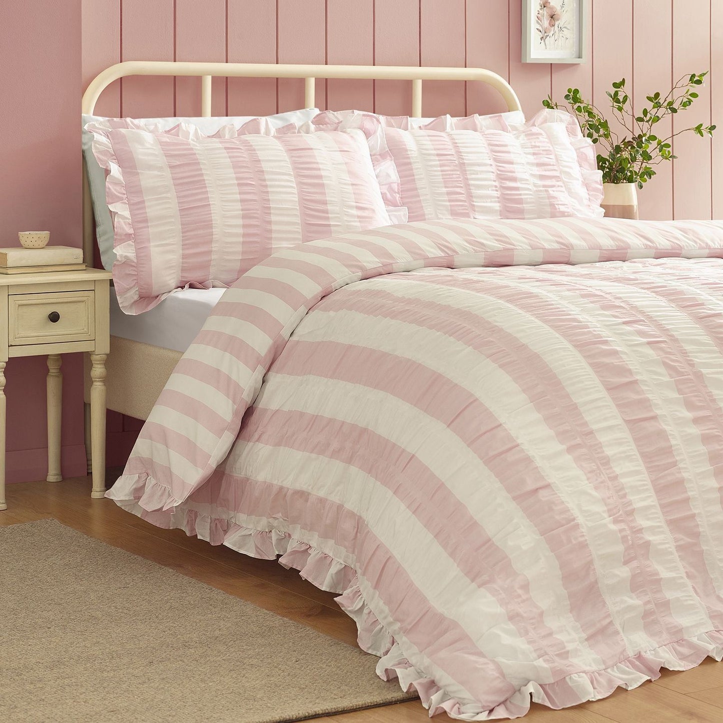Catherine Lansfield Seersucker Frill Stripe Pink Duvet Cover Set