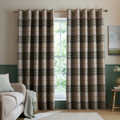 Catherine Lansfield Brushed Woven Glencoe Check Thermal Eyelet Door Panel Green