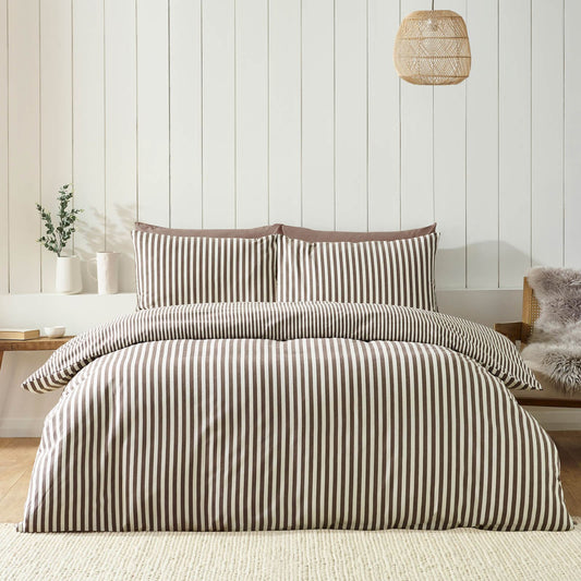 catherine-lansfield-striped-reversible-cotton-bedding-duvet-cover-set-chocolate