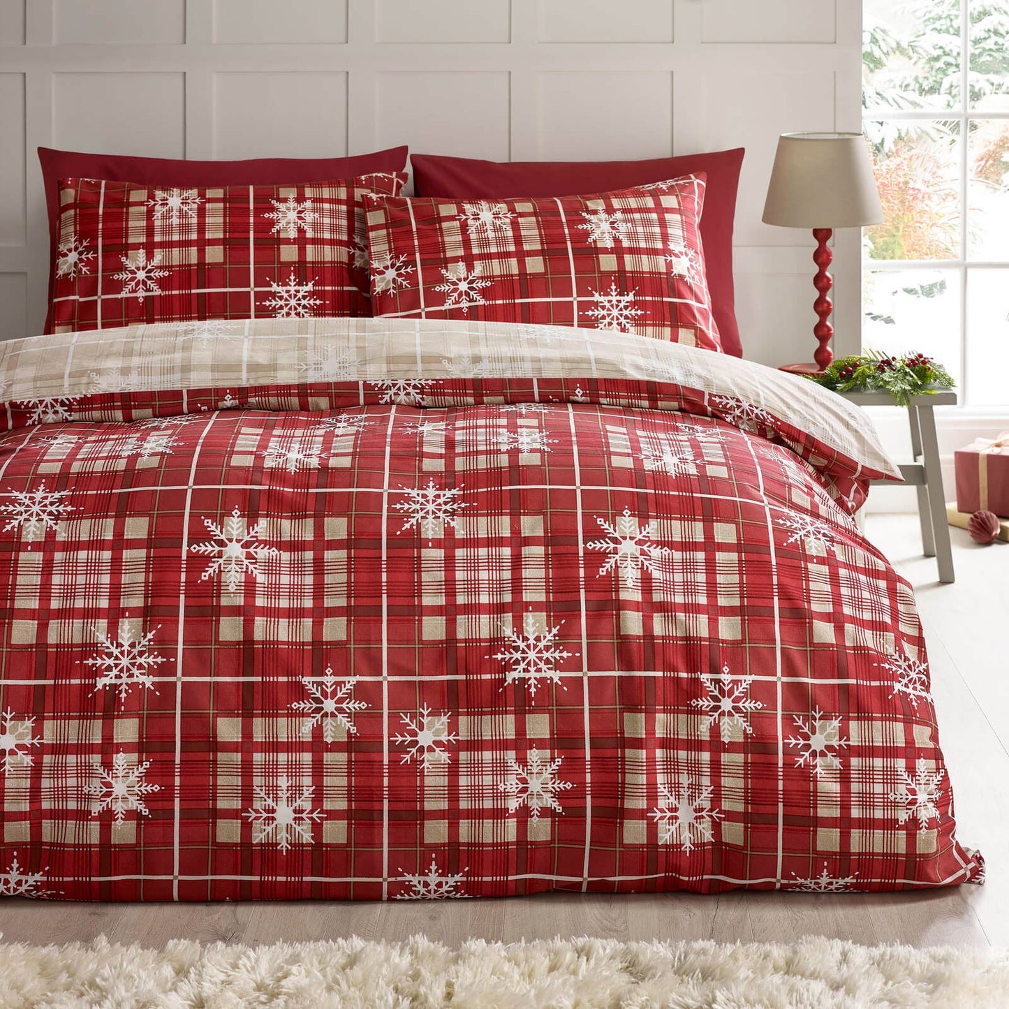 Catherine Lansfield Christmas Scandi Checked Reversible Bedding Duvet Cover Set Red