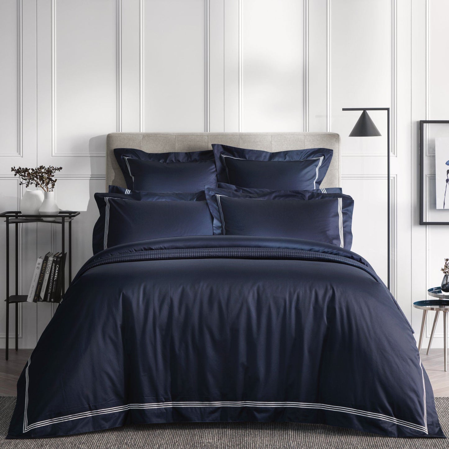 Palais Lux Midnight Duvet Set