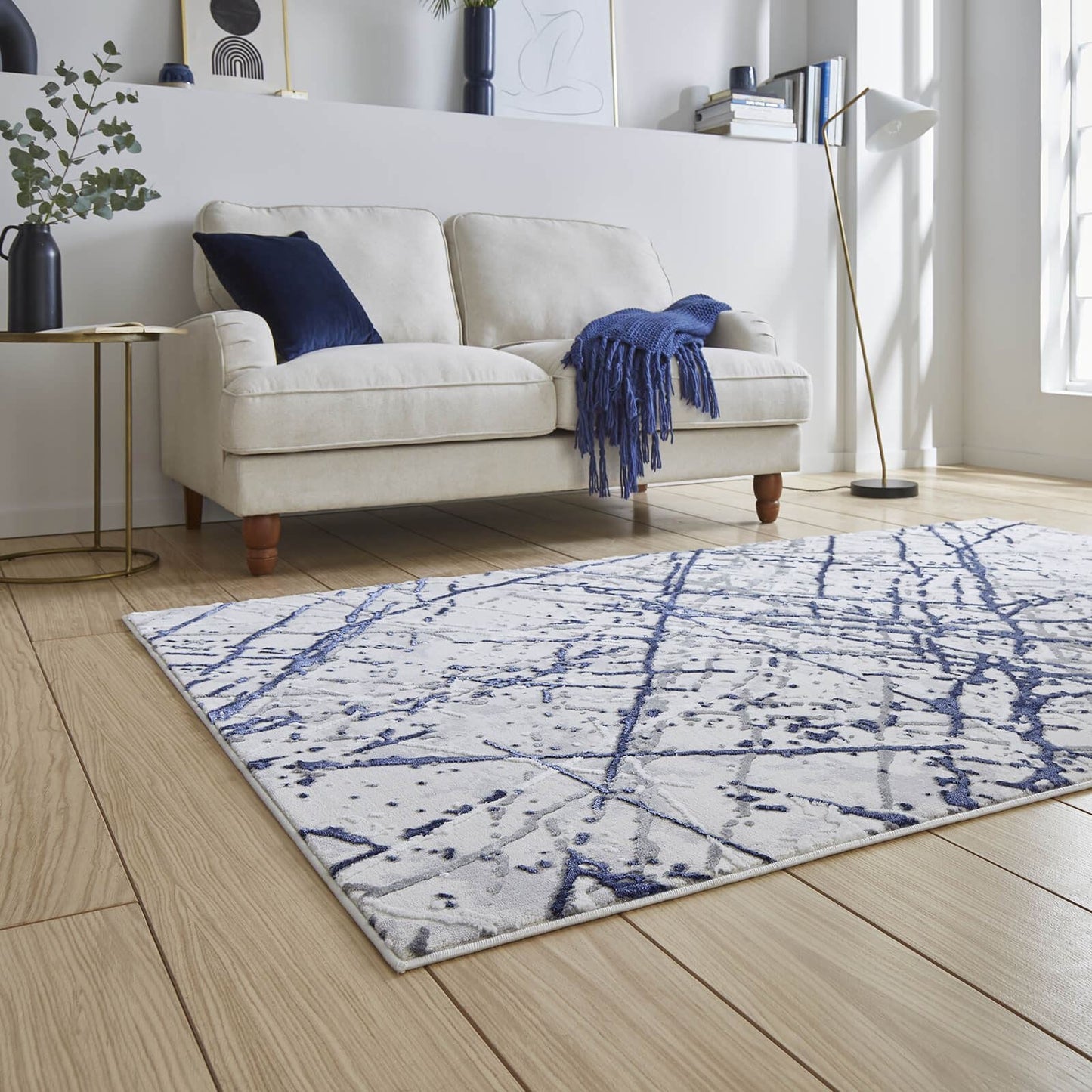 Artemis B8403A Blue / Silver Modern Rug