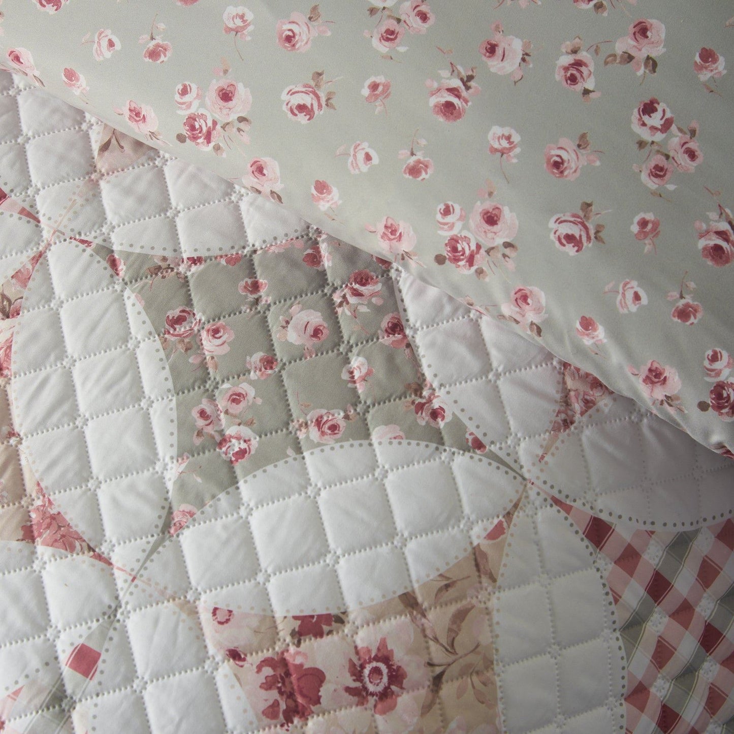 Catherine Lansfield Pinsonic Patchwork Quilted Bedspread Green - 220x230cm