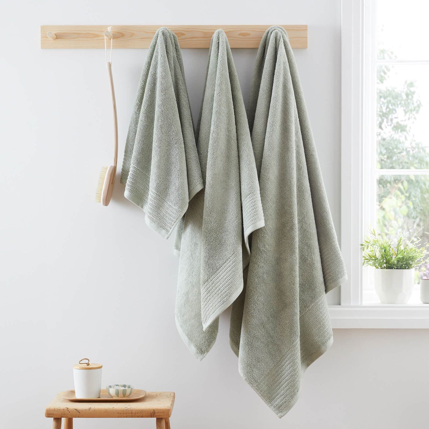 Egyptian Cotton Sage Green Bath Towel - 70x120 cm