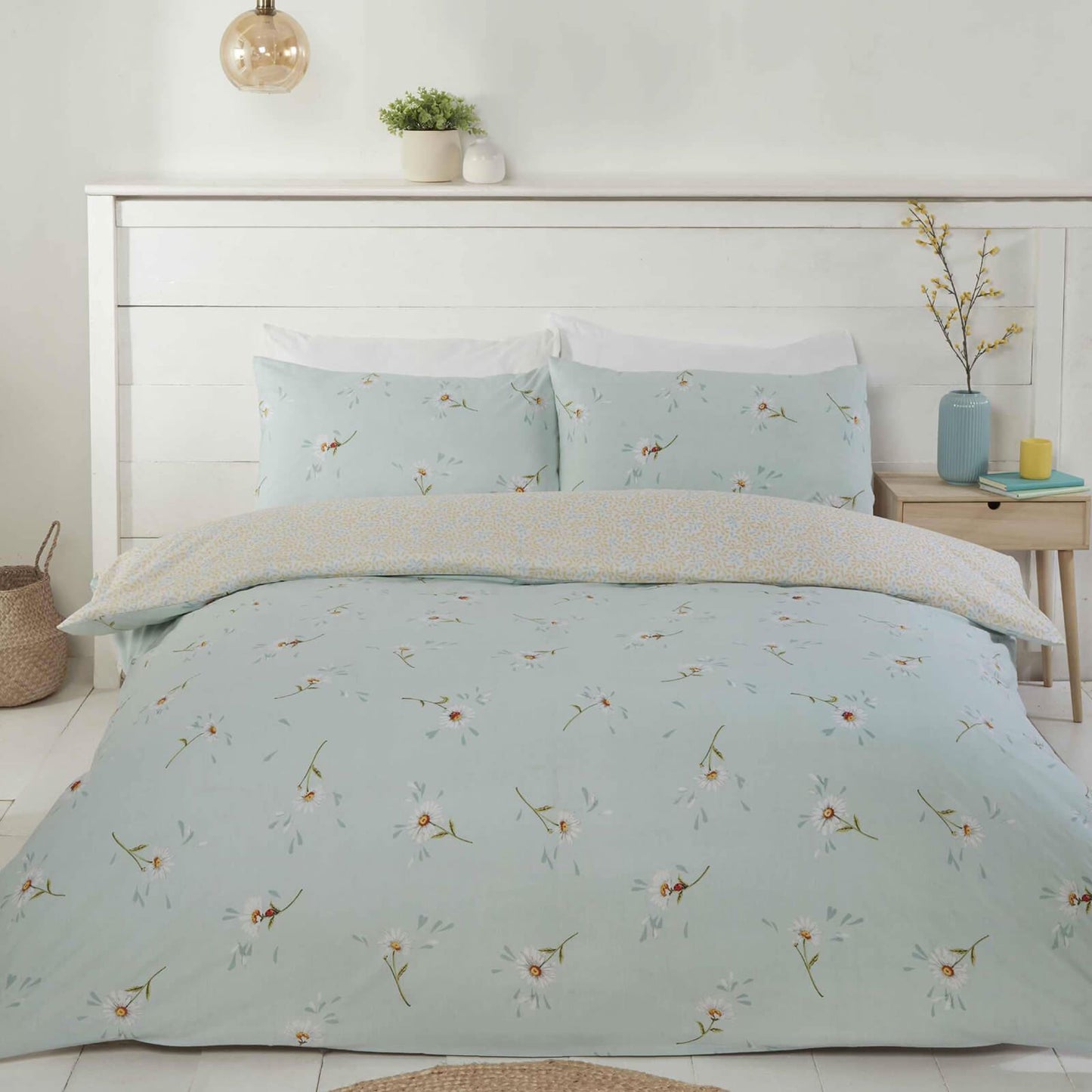 Daisy Duck Egg Duvet Set