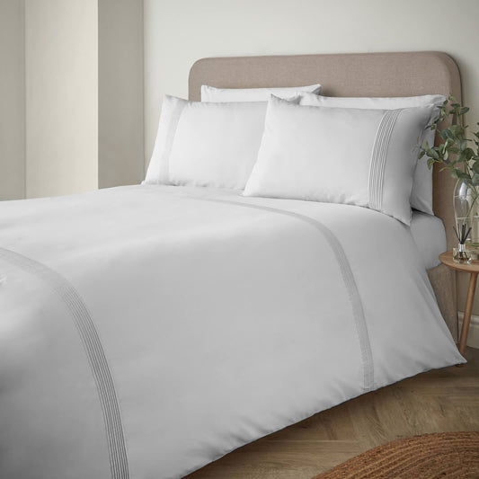 catherine-lansfield-pintuck-percale-bedding-duvet-cover-set-white