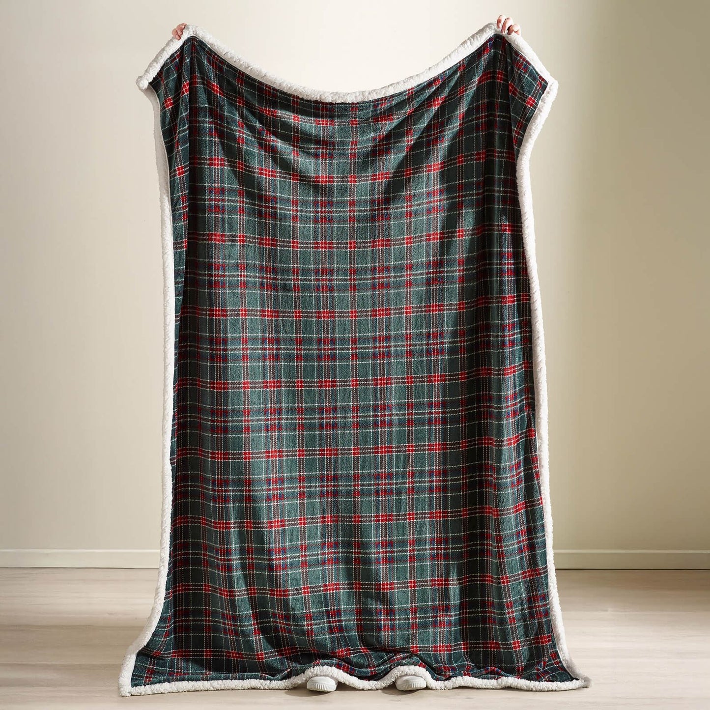 Catherine Lansfield Tartan Sherpa Check Cosy Fleece Blanket Throw Green - 130x170cm