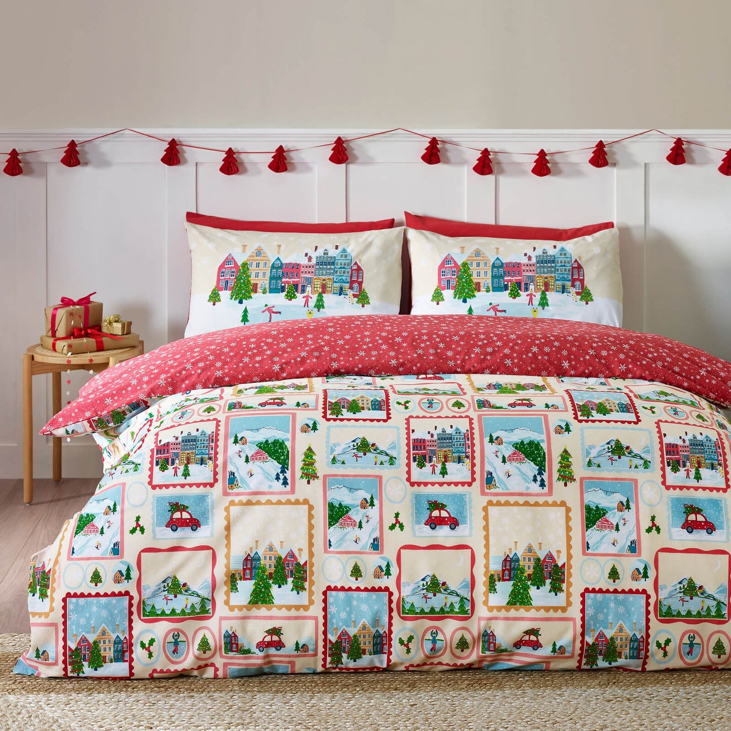 Catherine Lansfield Christmas Town Stamps Reversible Bedding Duvet Cover Set Natural