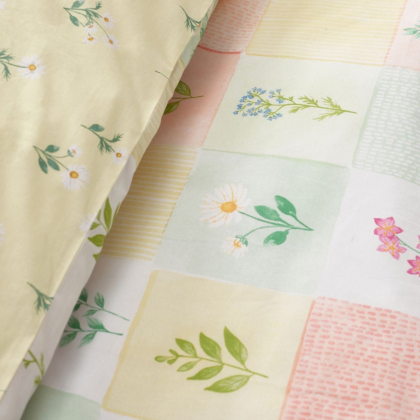 Catherine Lansfield Daisy Patchwork Yellow Duvet Cover Set