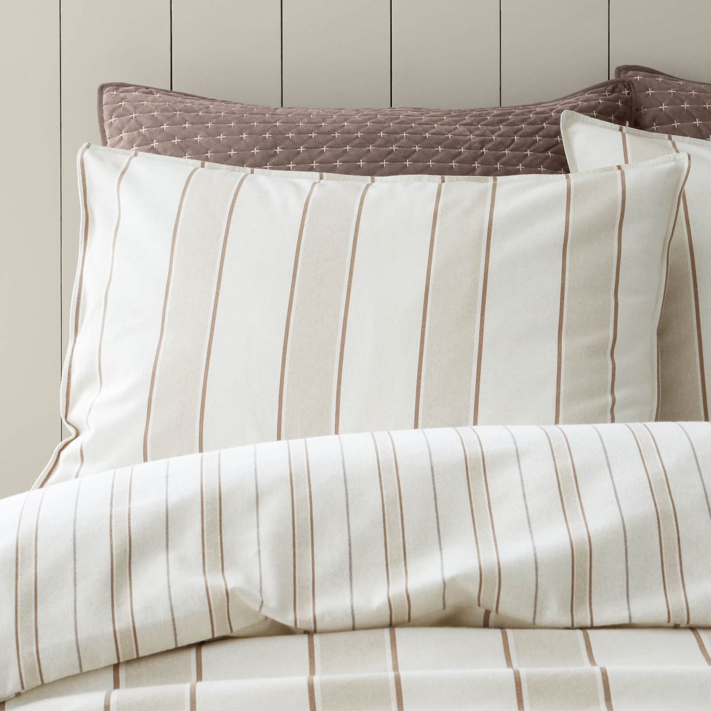 Bianca Fine Linens Regal Checked Reversible Cotton Bedding Duvet Cover Set  Natural