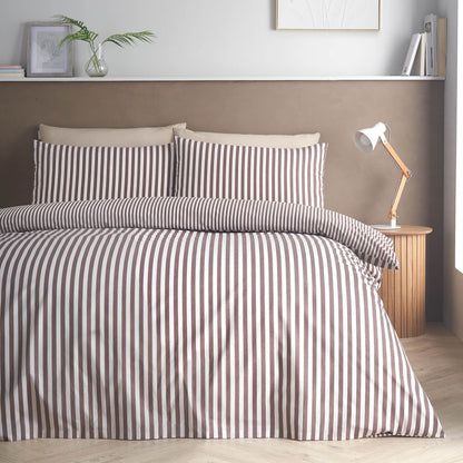 Catherine Lansfield Epping Textured Reversible Bedding Duvet Cover Set Chocolate