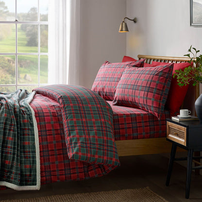 Catherine Lansfield Tartan Checked Reversible Bedding Duvet Cover Set Red / Green