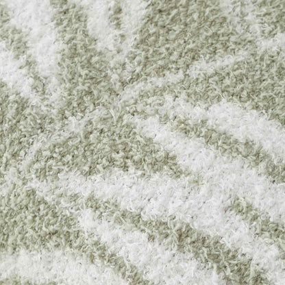 So Soft Sorrel Leaves Green Blanket Throw