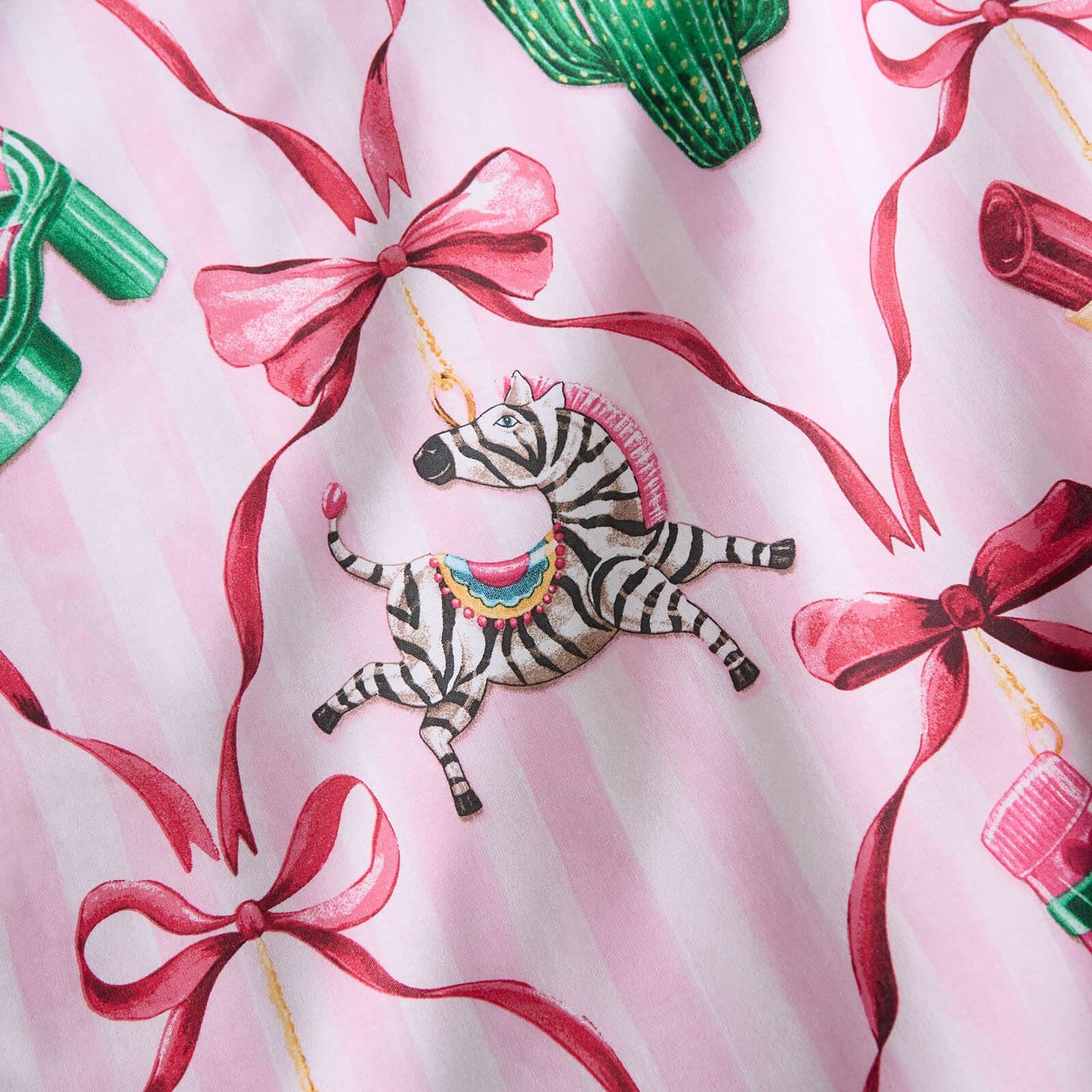 Catherine Lansfield Christmas Kitsch Reversible Cotton Bedding Duvet Cover Set Pink