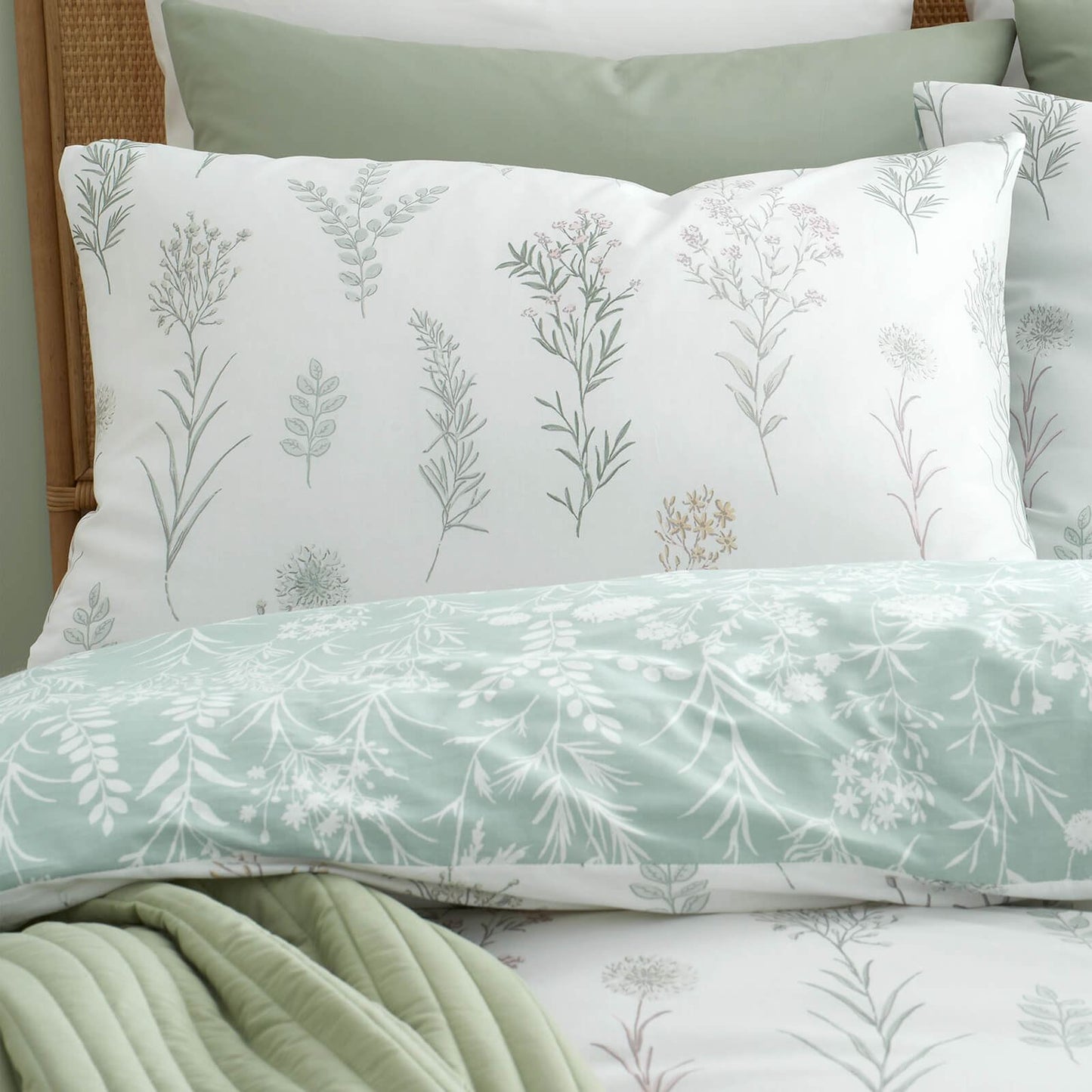 Wild Flowers Green Duvet Cover Set