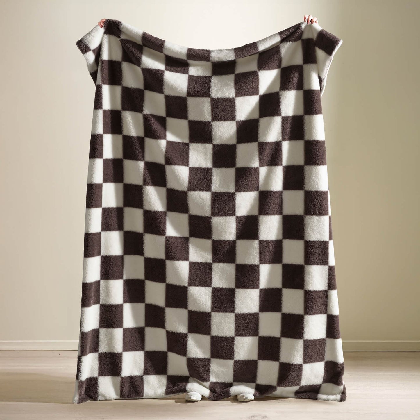 Catherine Lansfield Cosy Soft Checkerboard Fleece Blanket Throw Chocolate - 130x170cm