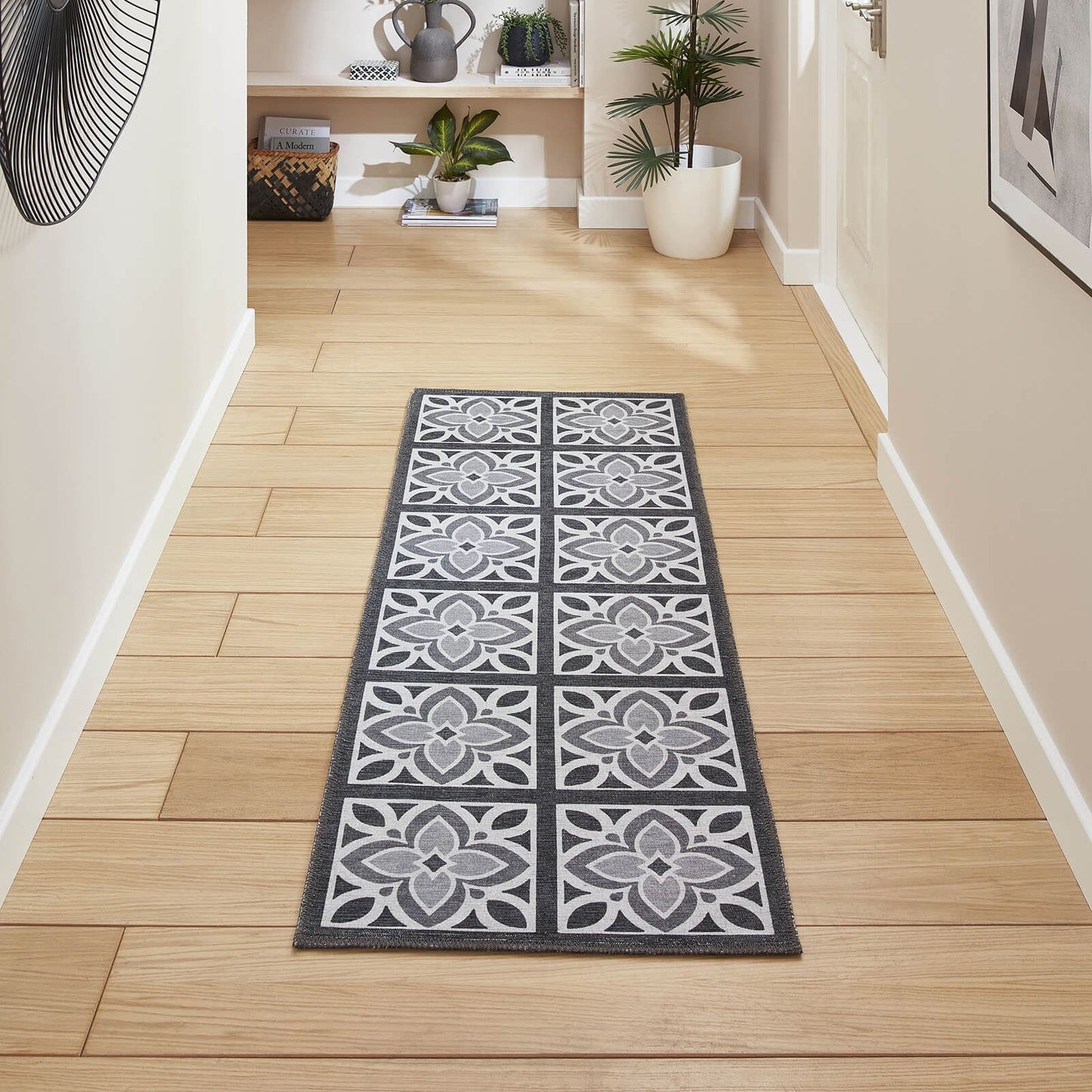 Victoria H1191 Grey/Yellow Washable Rug