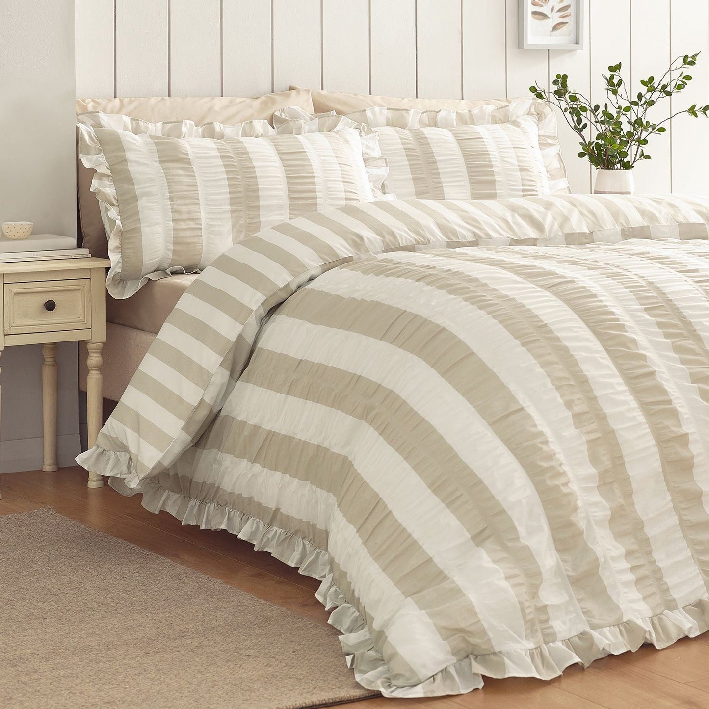 Catherine Lansfield Seersucker Frill Stripe Natural Duvet Cover Set