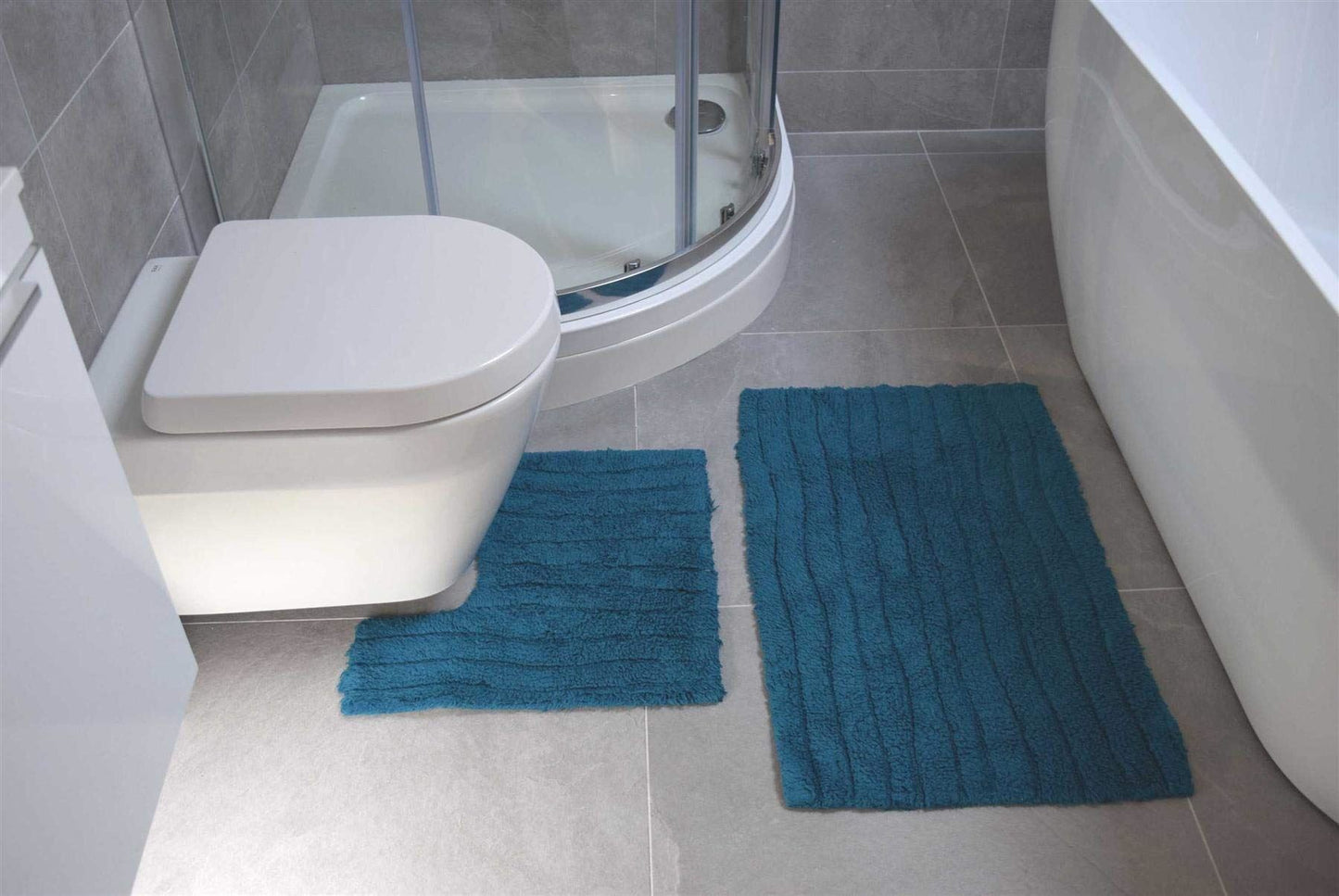 Finley Teal Bath Pedestal Mat