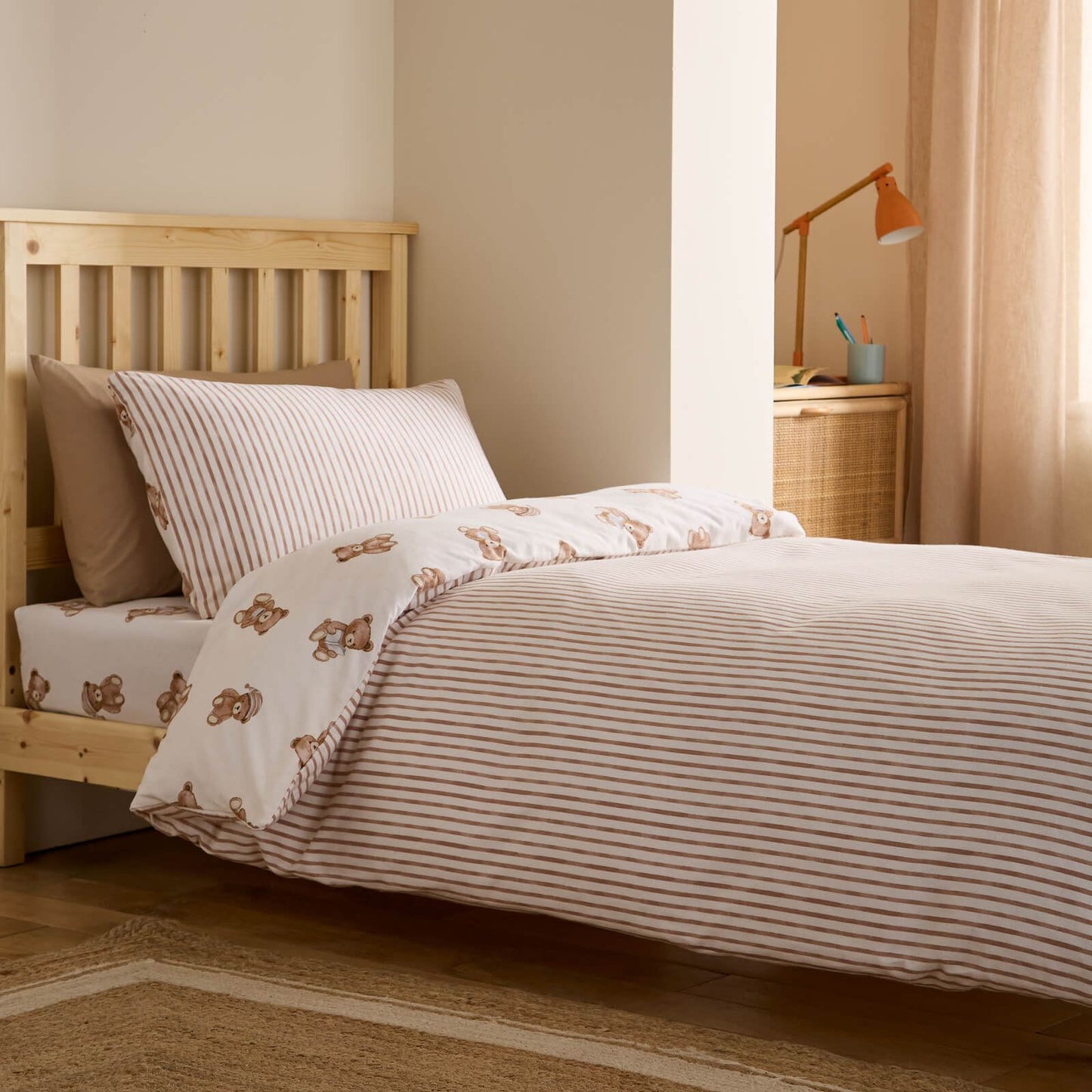 Catherine Lansfield Teddy Bear Printed Bed Linen Cotton Fitted Sheet Cream