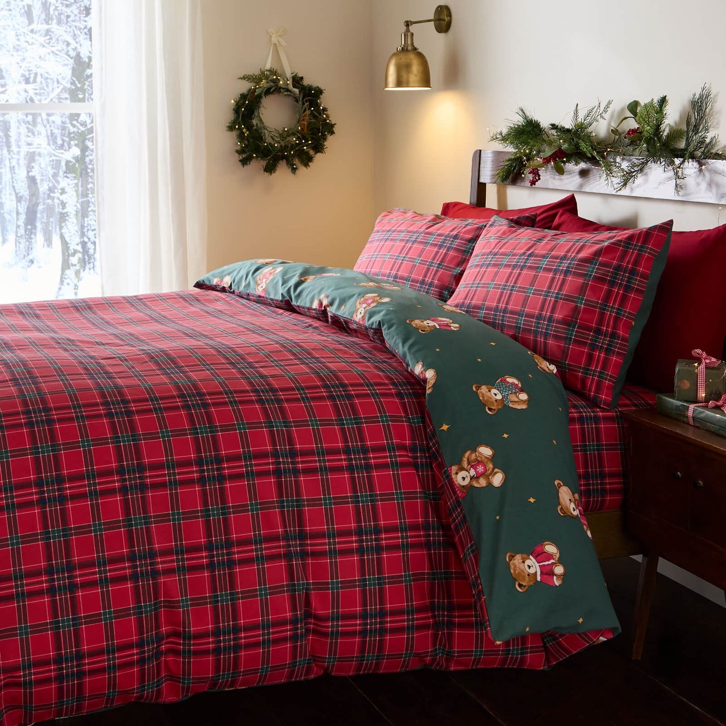 Catherine Lansfield Christmas Tartan Teddy Bear Reversible Bedding Duvet Cover Set Green