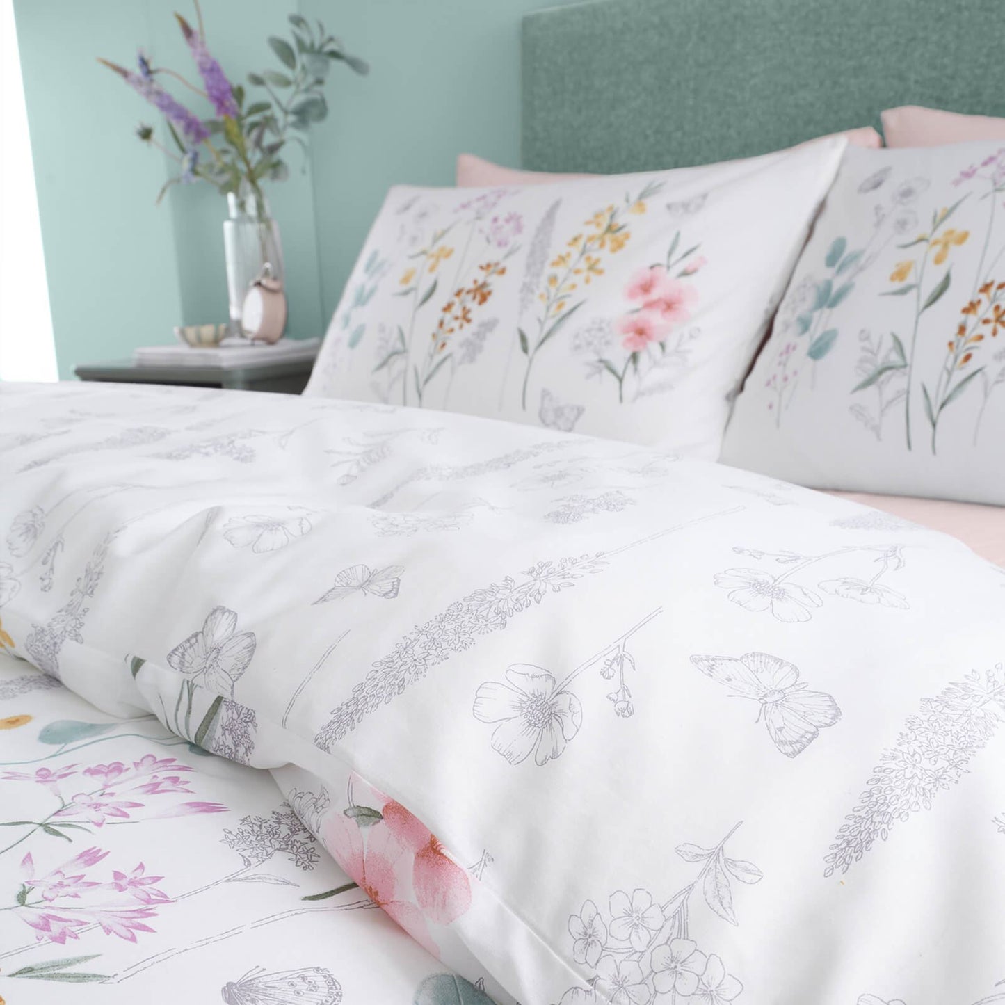 Emilia Floral White/ Green Duvet Cover Set