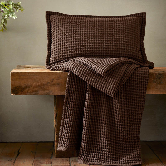 pineapple-elephant-jaipur-chunky-waffle-cotton-blanket-throw-chocolate