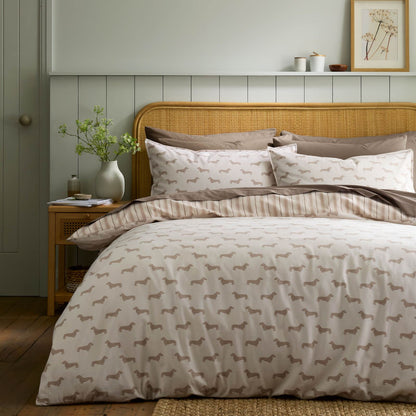 Emily Bond Peggy Dachshund Printed Reversible Cotton Bedding Duvet Cover Set Cream