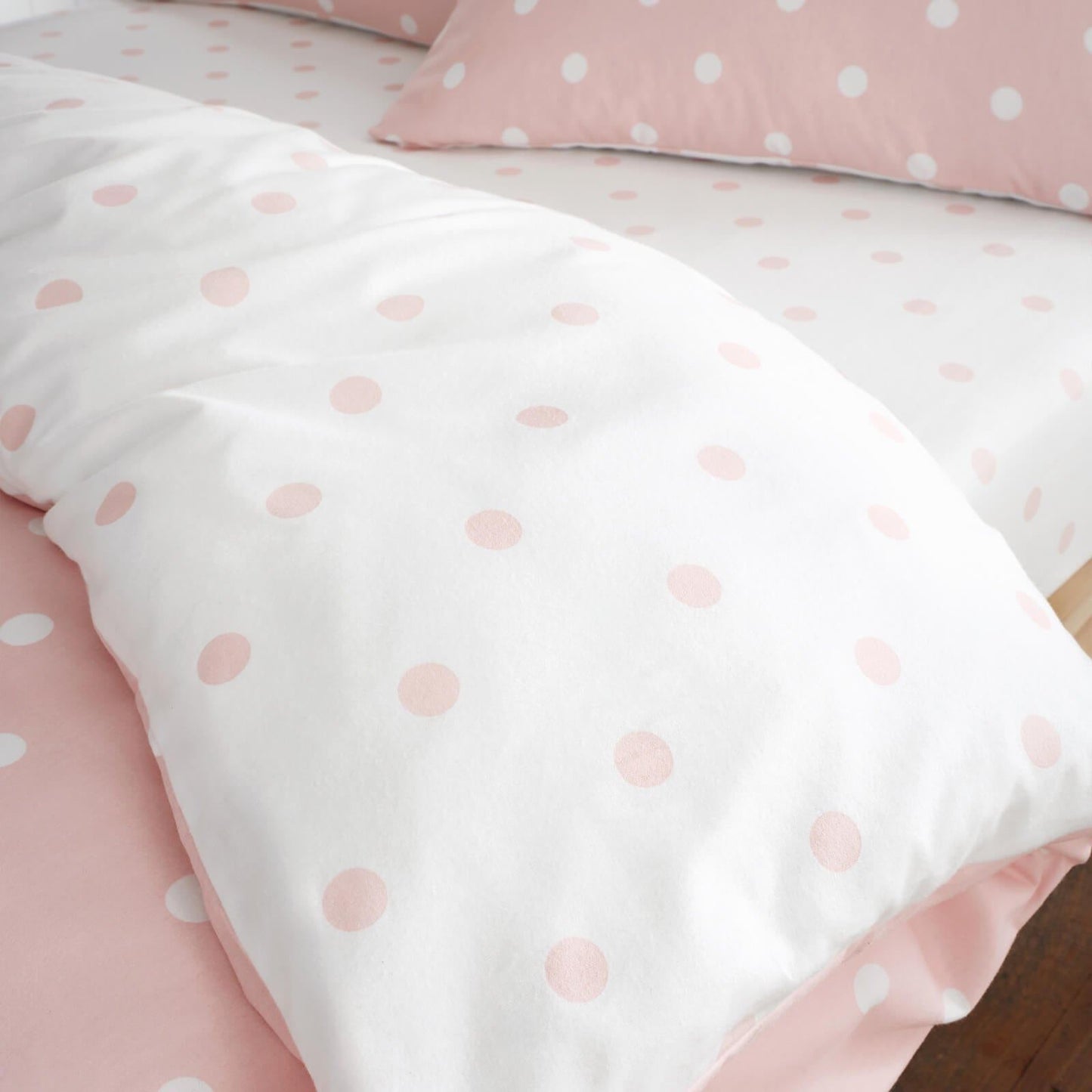 Brushed Polka Dot Pink Fitted Sheet