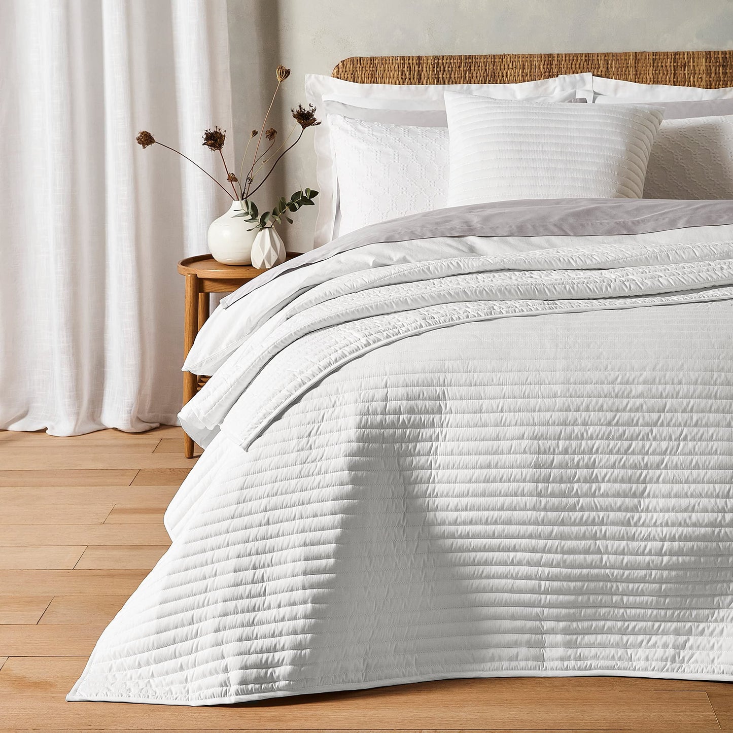 Fine Linens White Bedspread