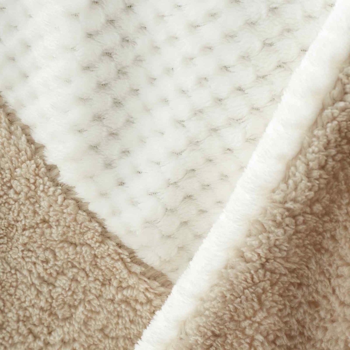Cosy Larsson Geo Fleece Natural Blanket Throw