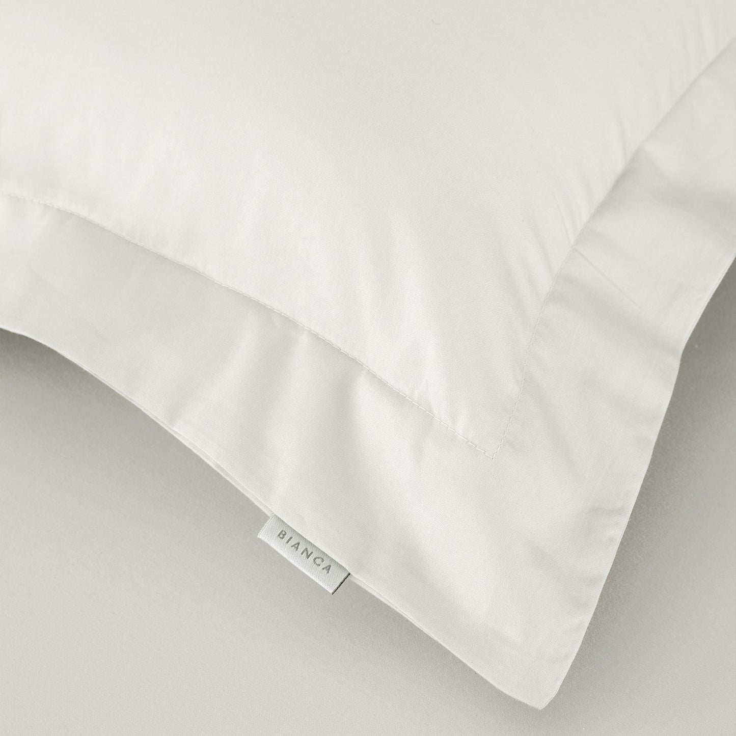 400 Thread Count Cotton Sateen Ivory Pillow case Pair with envelope closure