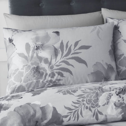 Dramatic Floral Silver Duvet Set