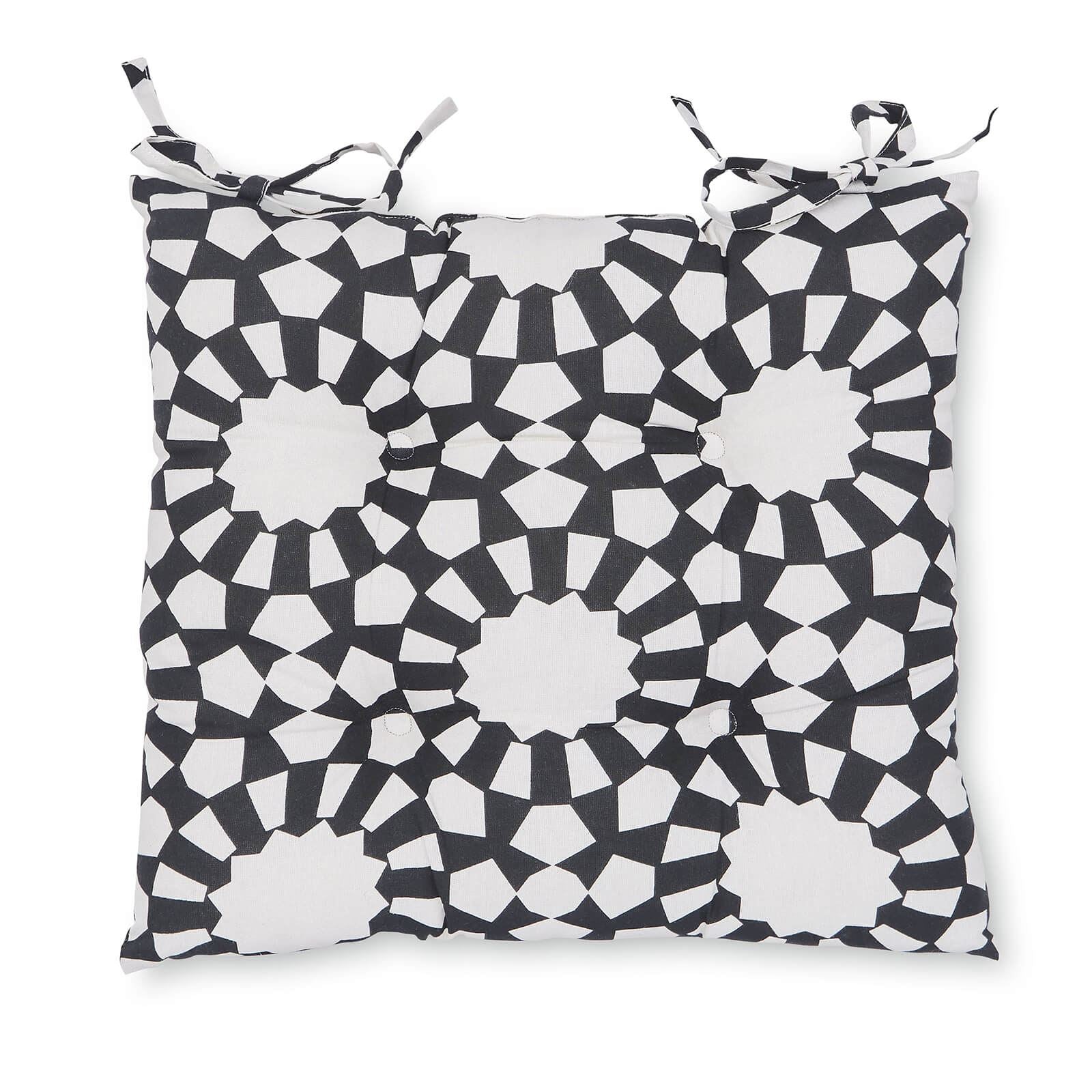 Kaleidoscope Geo Black/White Seat Pad Pair