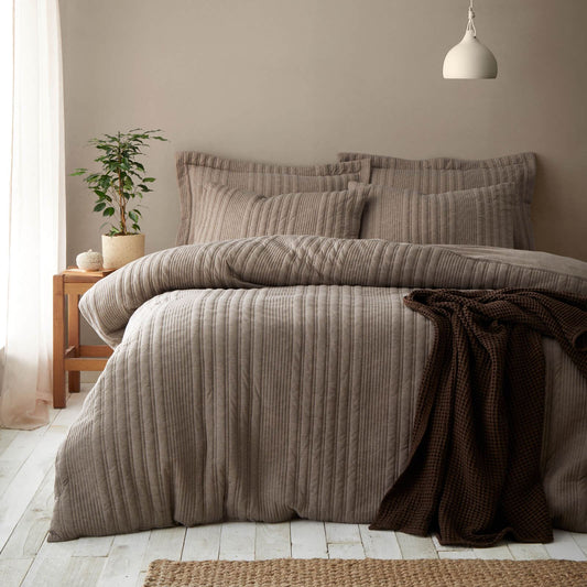 pineapple-elephant-tamba-jersey-striped-bedding-duvet-cover-set-mole
