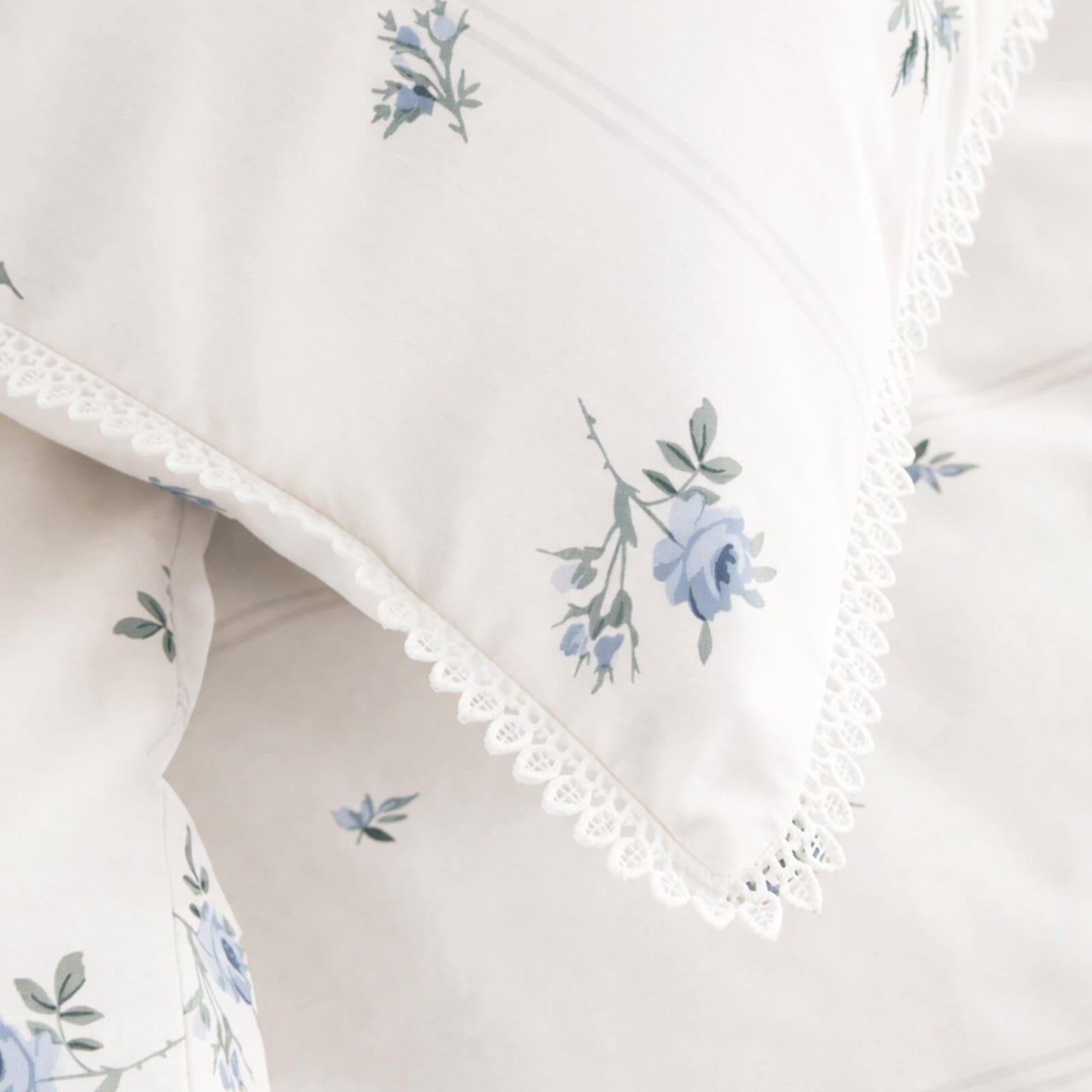 Bianca Fine Linens Vintage Rosebud Lace Reversible Cotton Bedding Duvet Cover Set Blue