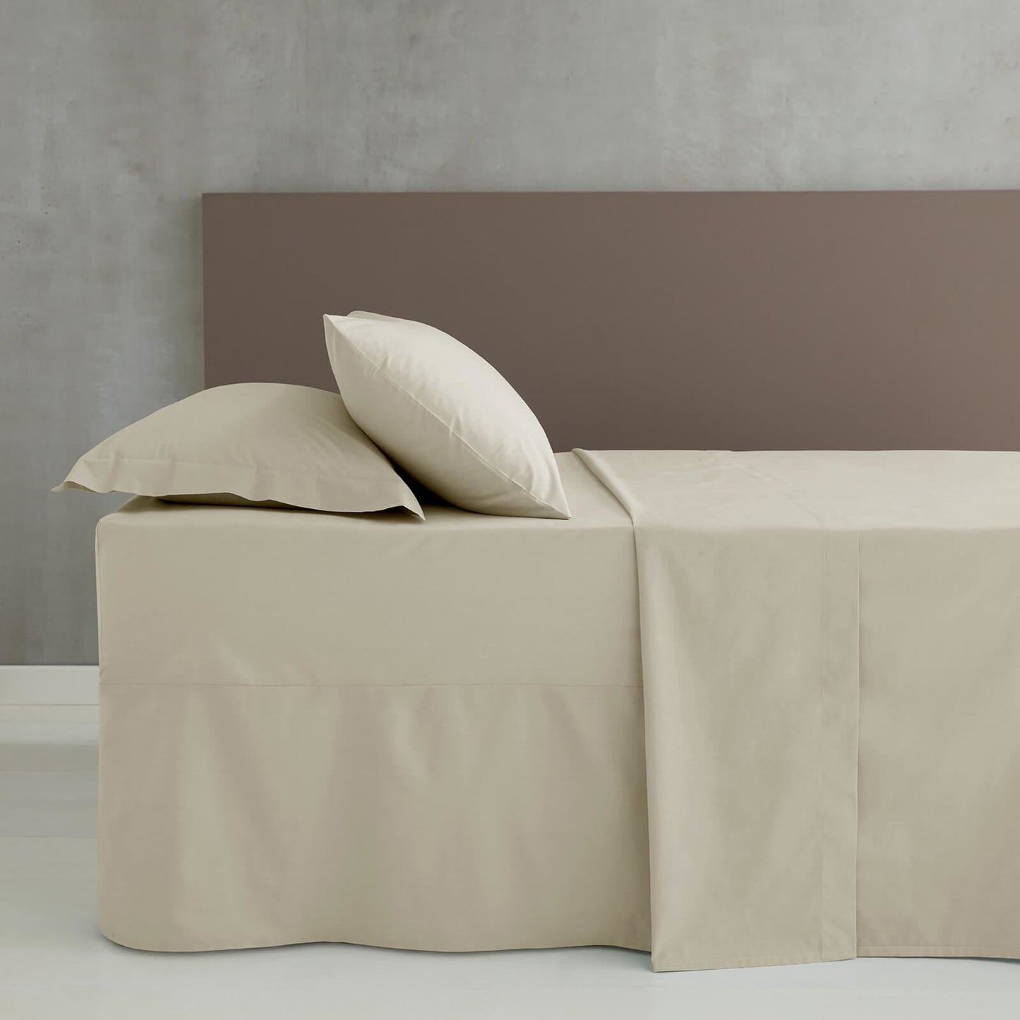 Easy Iron Percale Cream Fitted Sheet