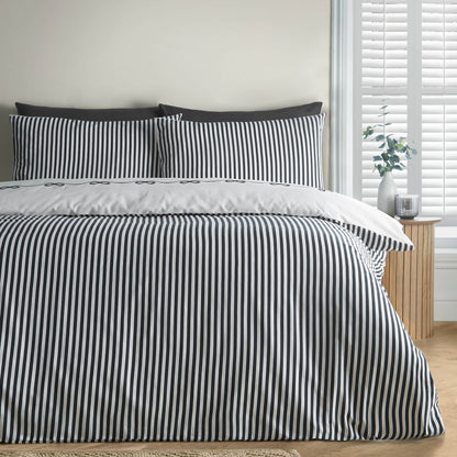 Catherine Lansfield Bow Embroidered Cotton Bedding Duvet Cover Set Cream / Black