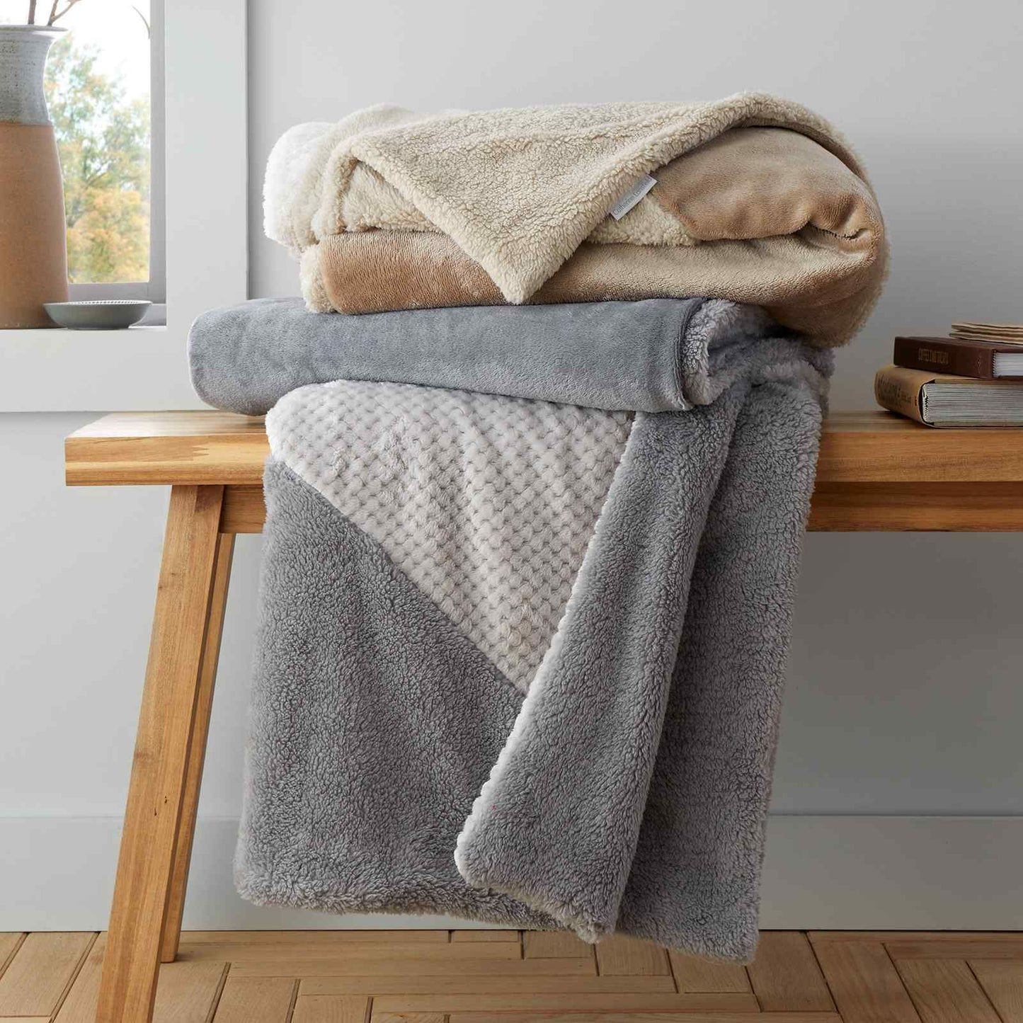 Cosy Larsson Geo Fleece Natural Blanket Throw