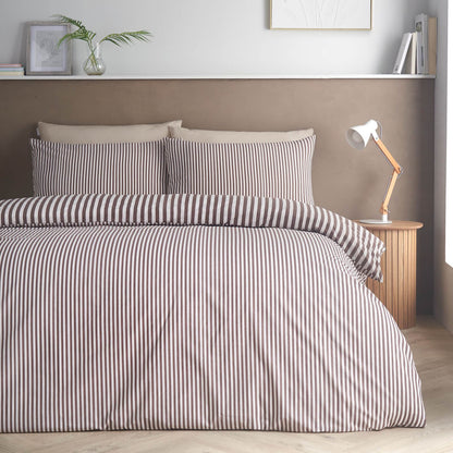 Catherine Lansfield Epping Textured Reversible Bedding Duvet Cover Set Chocolate